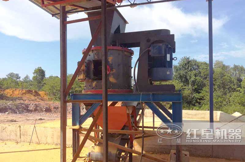 復(fù)合式破碎機(jī) 復(fù)合式破碎機(jī)