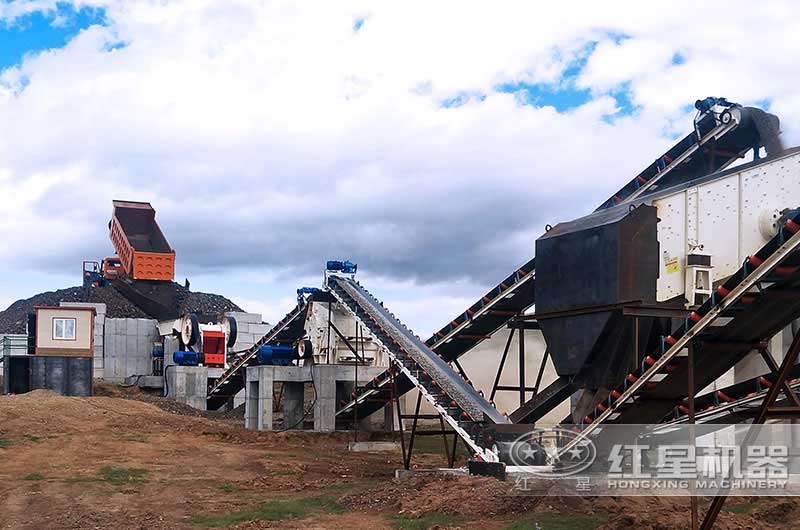 內蒙古顎破和反擊破搭檔作業(yè)現場 內蒙古顎破和反擊破搭檔作業(yè)現場